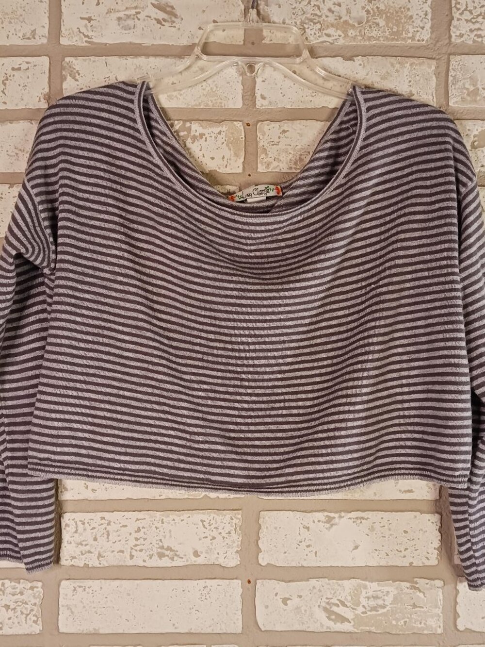 Love Change Womens Small Cropped Top Gray Striped 3/4 Sleeve Top